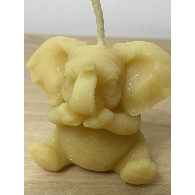 Elephant Beeswax Candle 6.5cm height, Ideal Gift for Animal Lovers or Home Decor ~60g