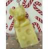 Happy Mouse on Cheese Beeswax Candle, Ideal Gift for Animal Lovers or Home Decor ~44g